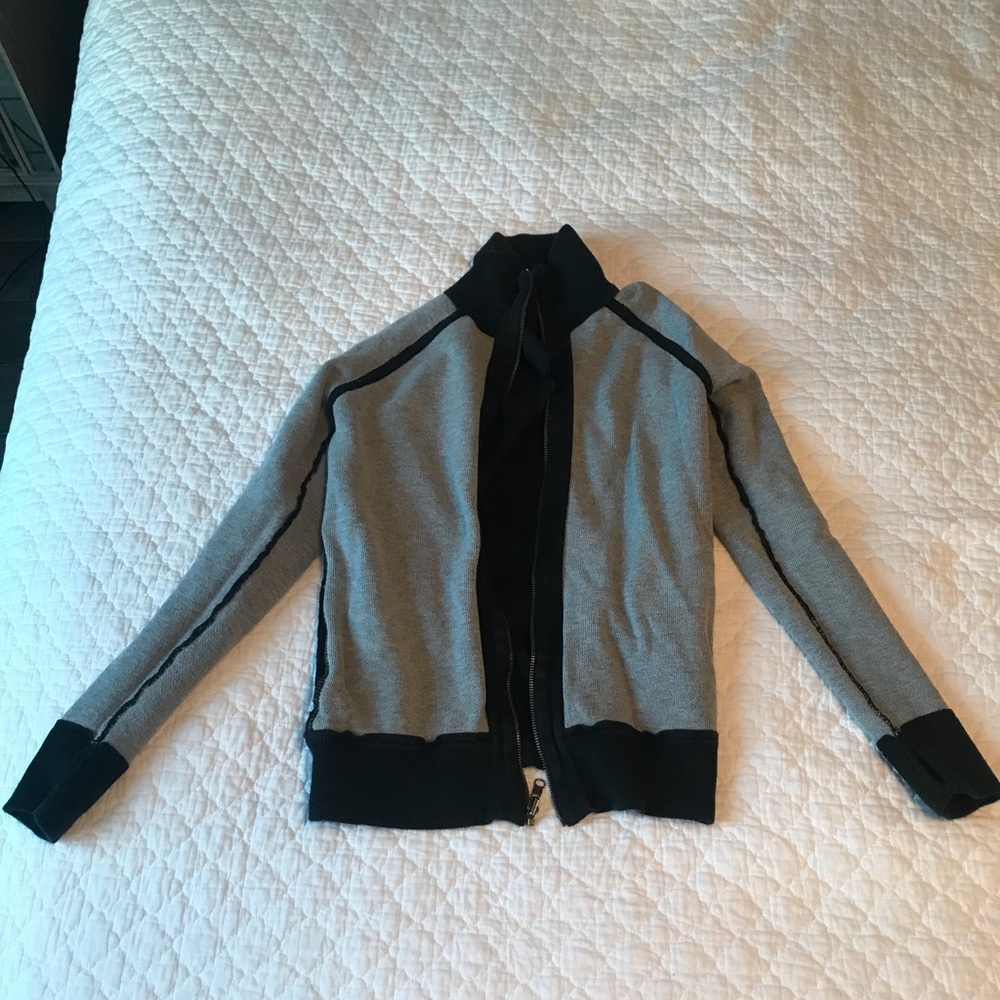 Reversible black and gray lulu lemon sweater